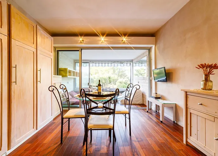 Bord De Cadre Exceptionnel Bandol