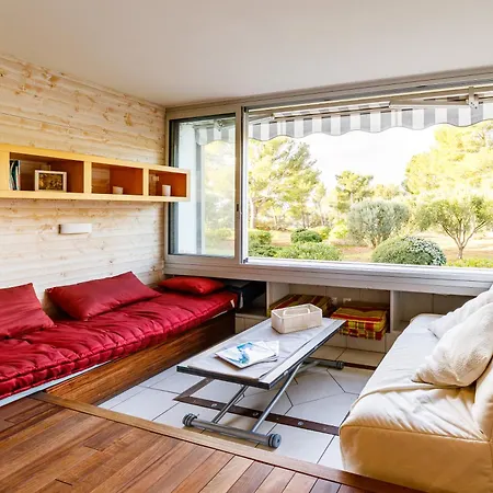 Апартаменты Escapade Bord De Mer
